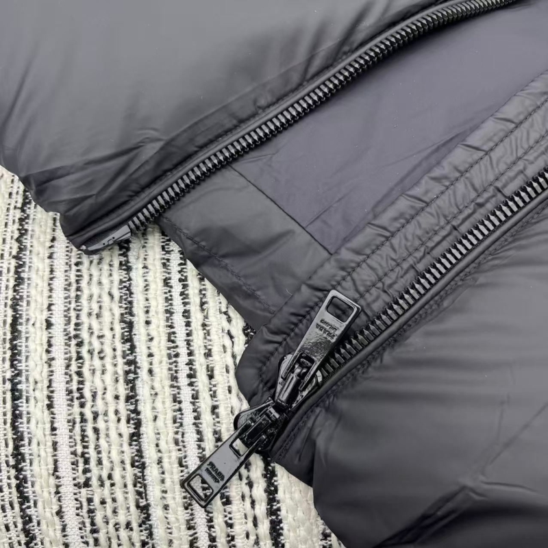 Pra*a down jacket